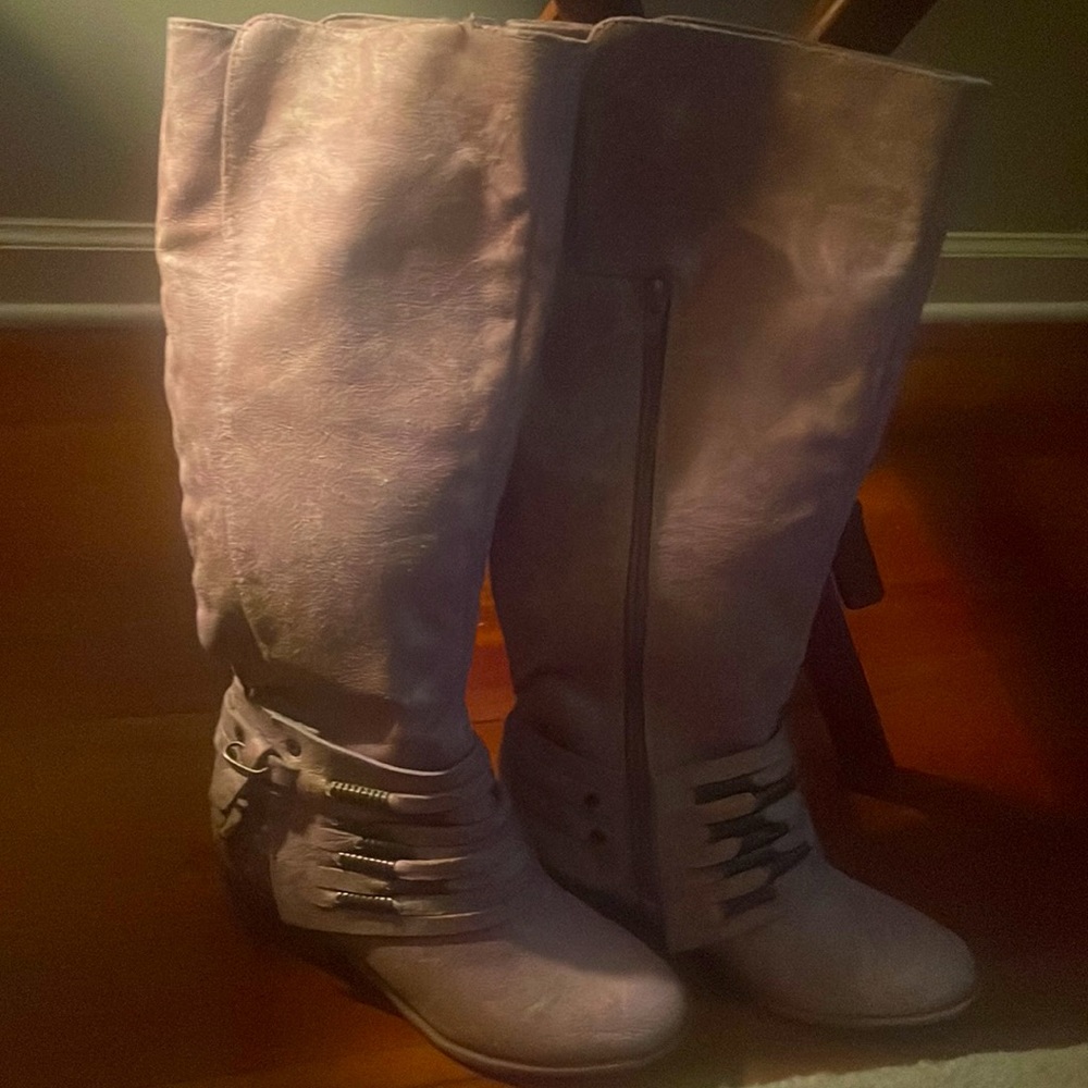 knee high boots flat heel